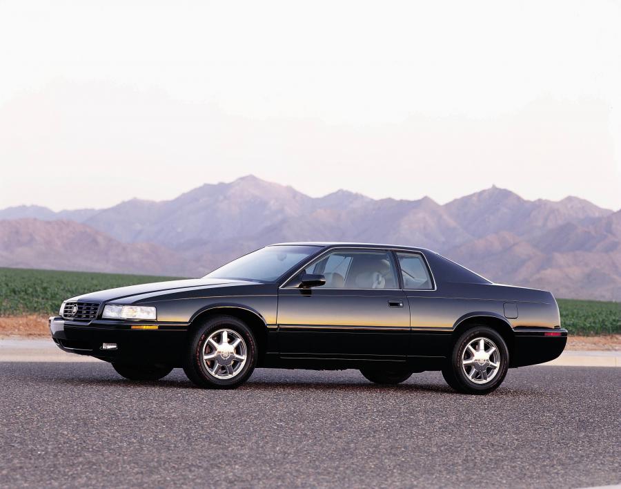  Cadillac Eldorado 1992 года  (фото 12 из 36)